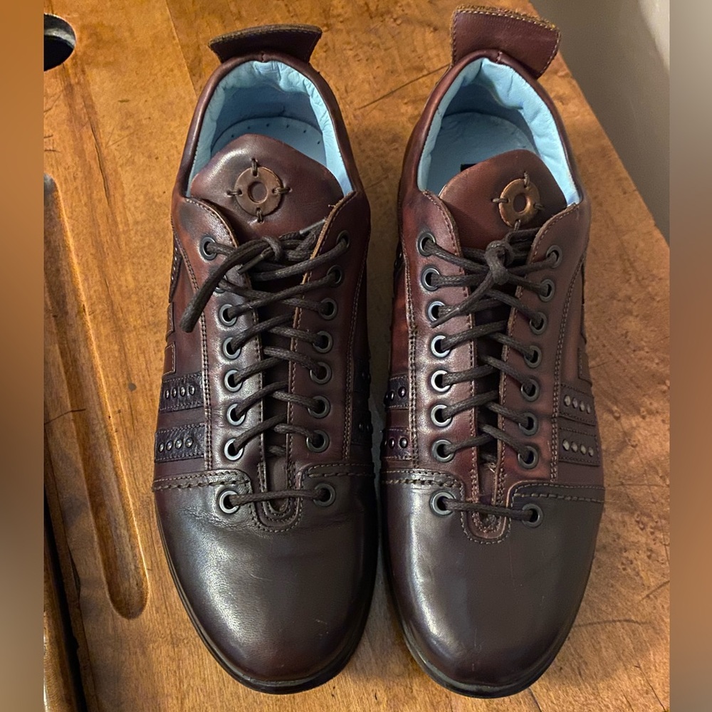 Steve Madden Shoe Mens Sz 10 Brown Leather Casual Lace Up Sneaker Deco Metal Stu - Picture 3 of 8